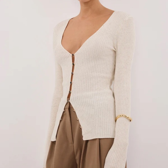 DISSH - BLAIR NATURAL LONG SLEEVE KNIT TOP - S - Picture 2 of 6